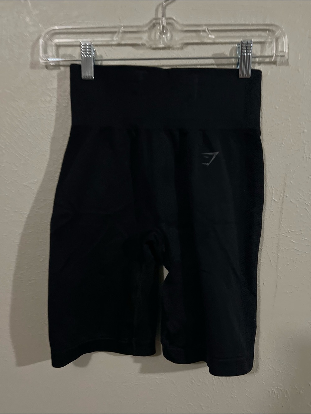 Gymshark Black Seamless High-Waist Training Shorts thick logo waistband size S